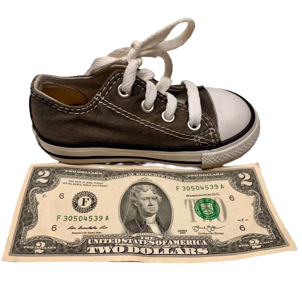 Converse Chuck‎ Taylor All Star Sneakers Infant US6 Gray Low Top 7J794